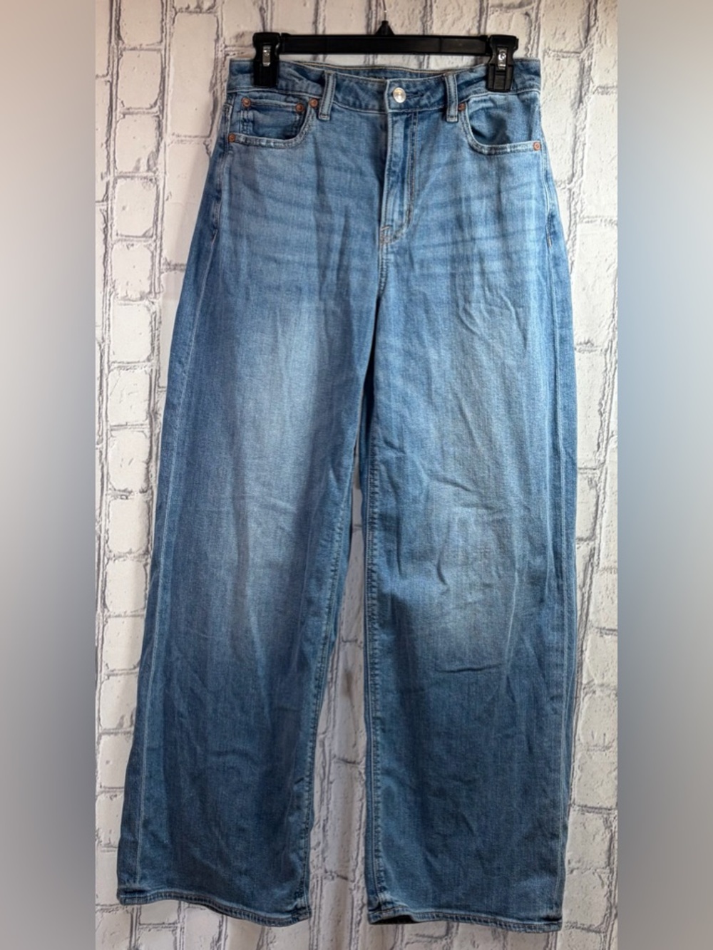 American Eagle Outfitters:4 Super High-Rise Baggy Wide Leg Jeans - Light Blue